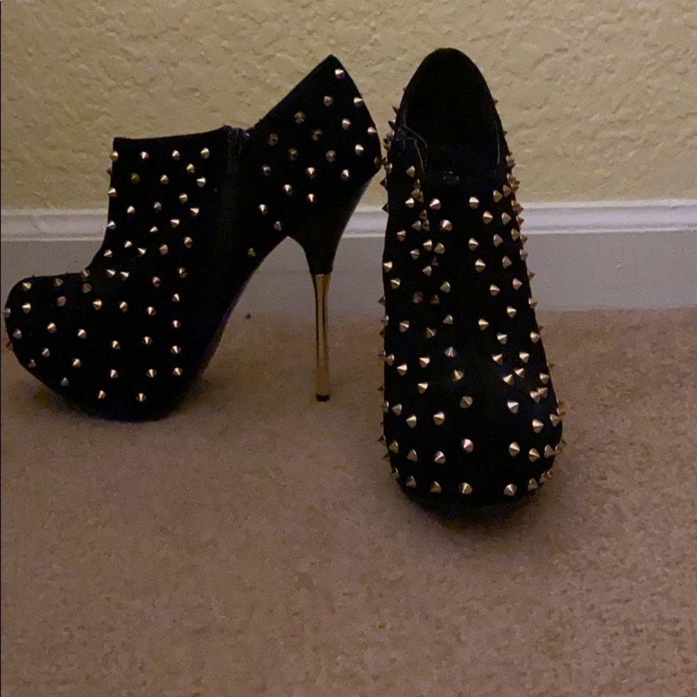 Black with gold spikes booties